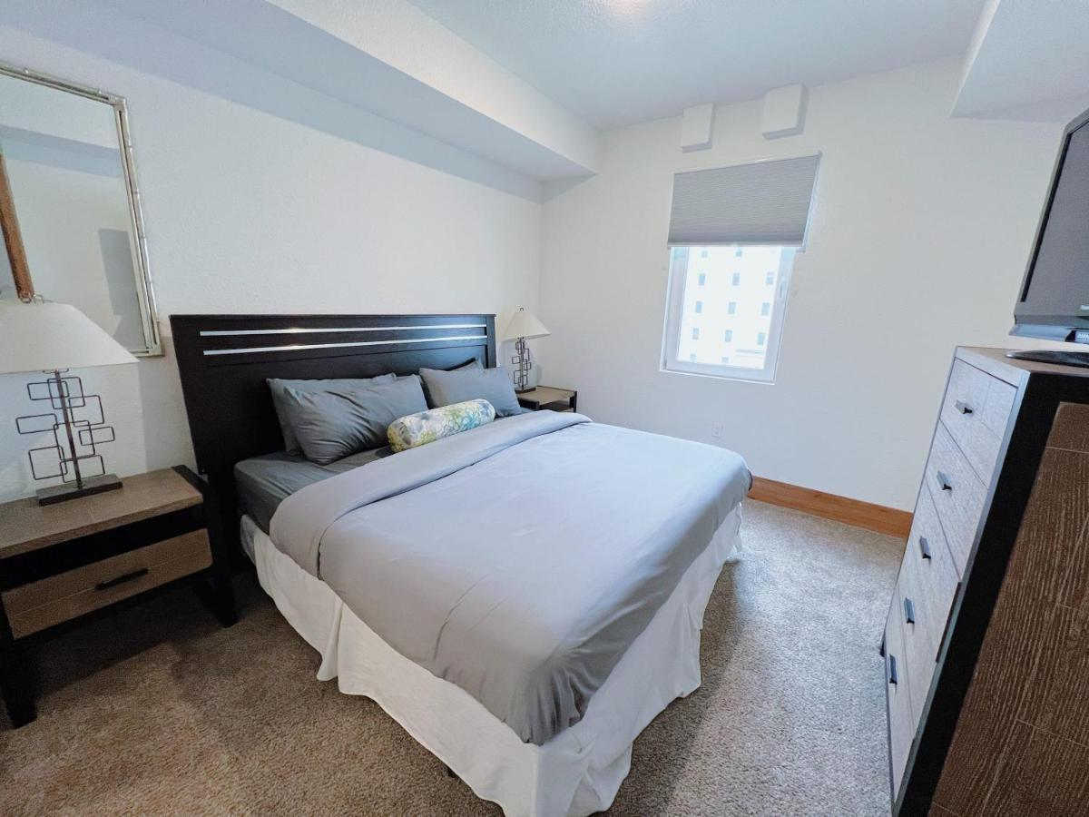 2Br Suite At The Grand Castle Pool Gym & Parking Grandville Extérieur photo