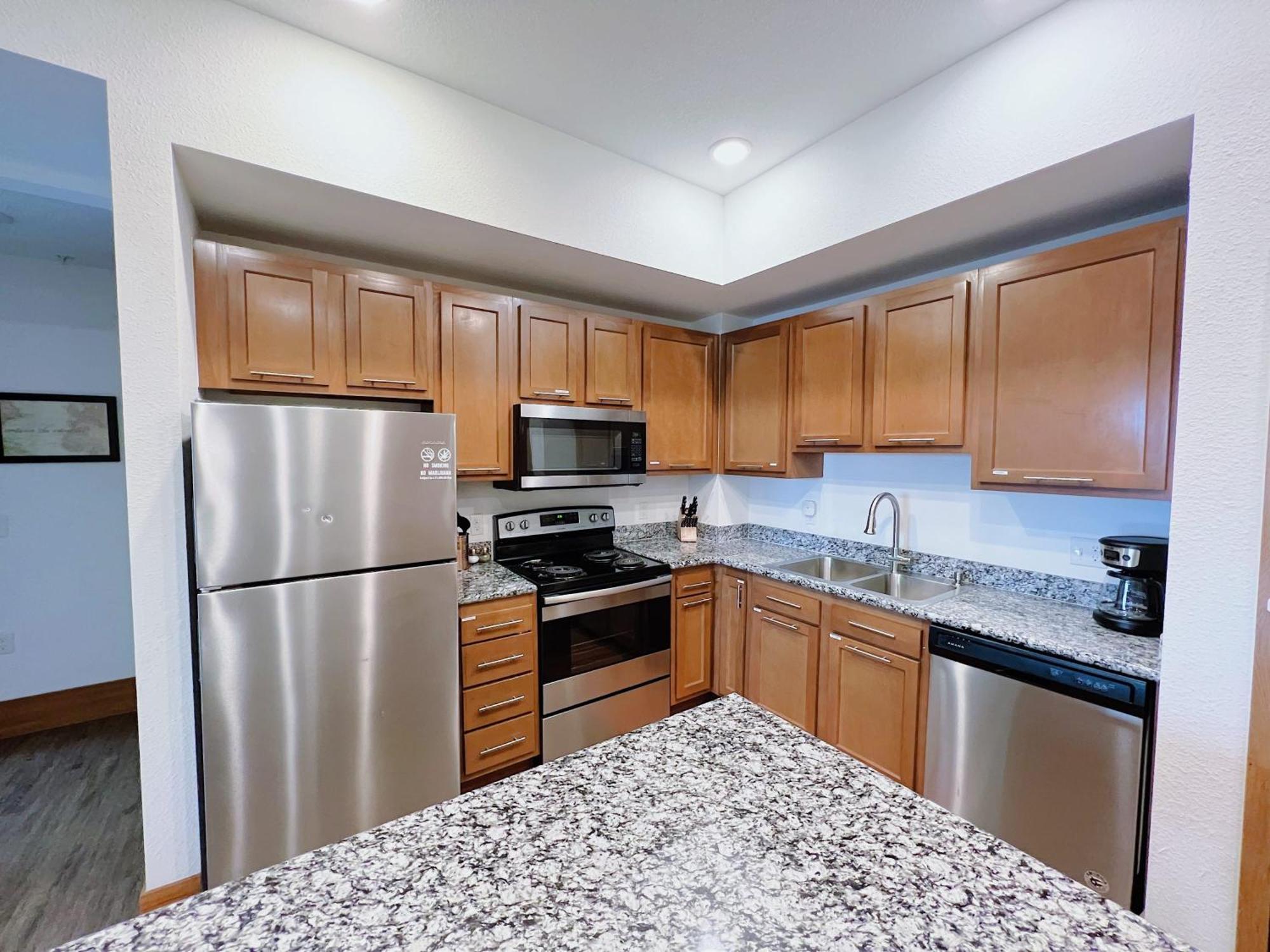 2Br Suite At The Grand Castle Pool Gym & Parking Grandville Extérieur photo