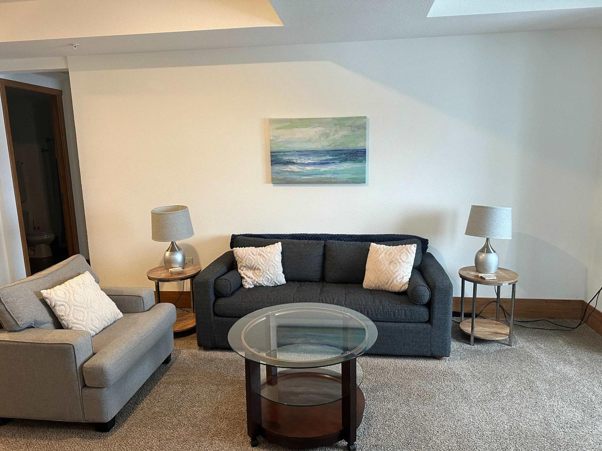2Br Suite At The Grand Castle Pool Gym & Parking Grandville Extérieur photo