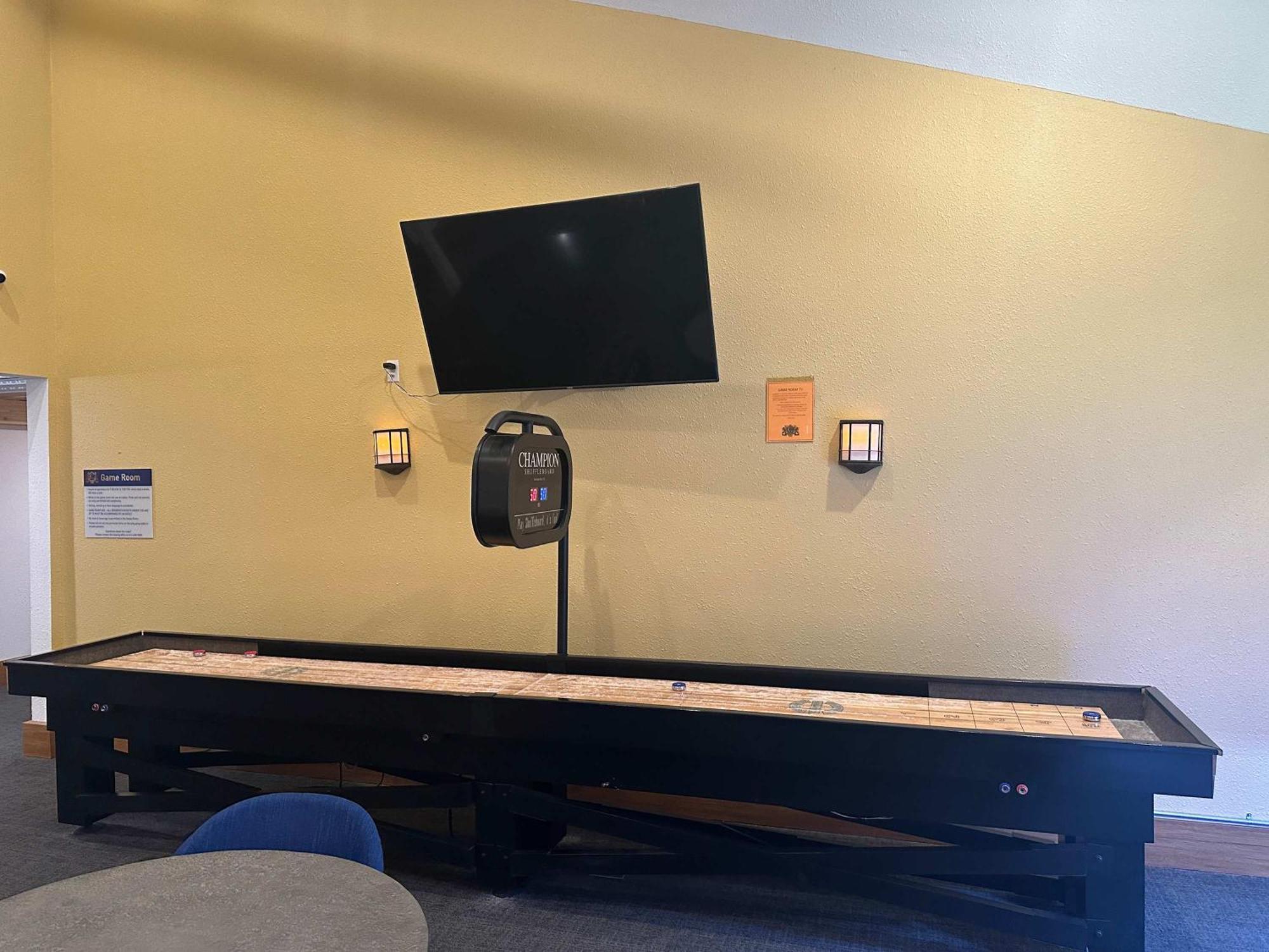 2Br Suite At The Grand Castle Pool Gym & Parking Grandville Extérieur photo
